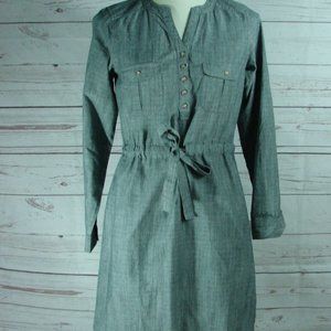Gray Chambray Cabela's Dress Long Sleeve  Med NWT new light weight outdoor ready
